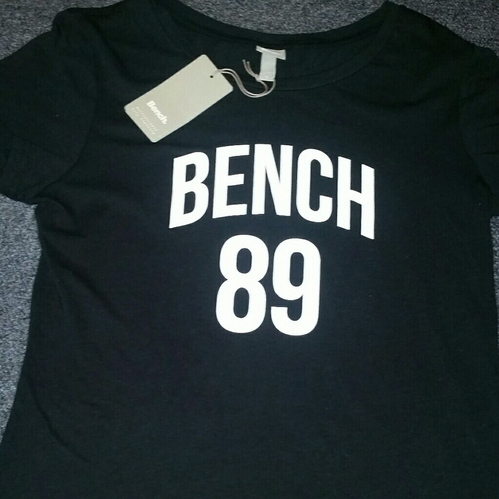 Bench tshirt